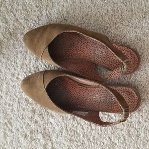 TOMS green flats size 8